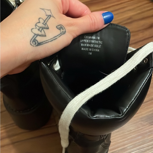 Dollskill Current Mood Chunky Hiker Boots - Picture 4 of 6